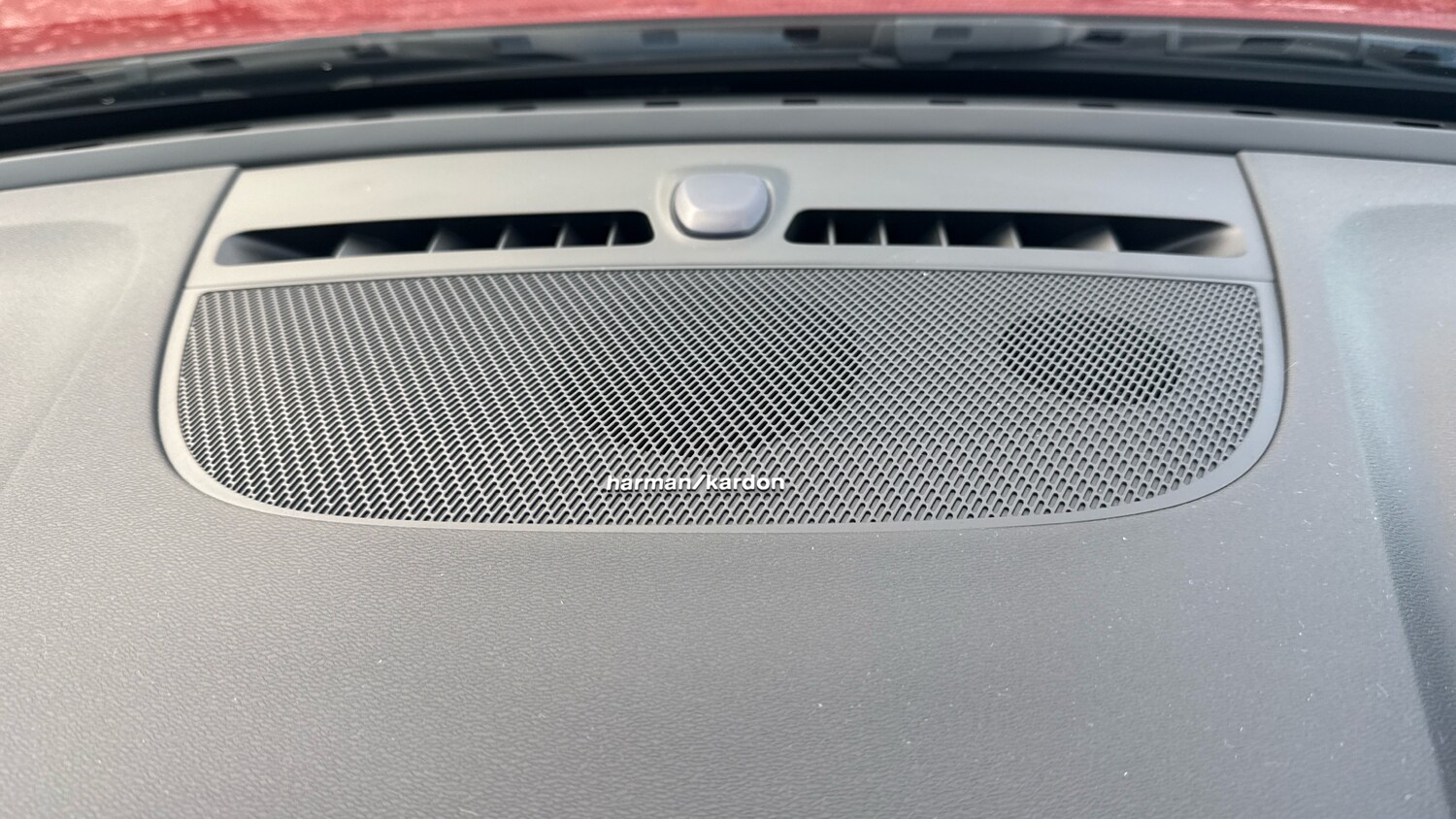 Used Volvo XC40 2025 for sale - 76725509: Photo 22