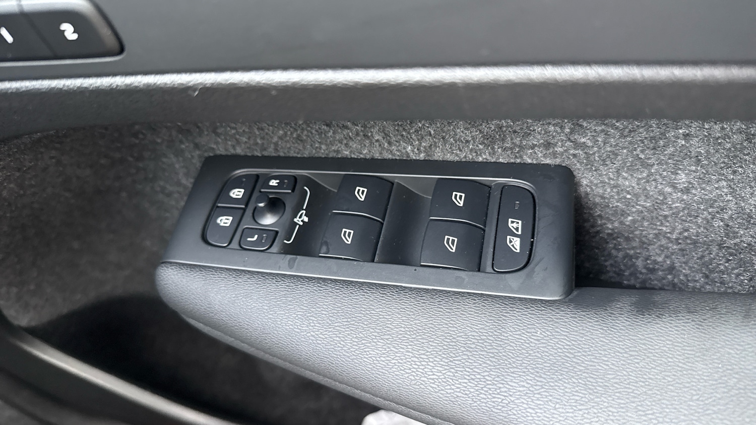 Used Volvo XC40 2024 for sale - 76653249: Photo 22