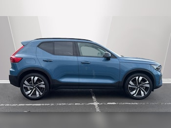 Used Volvo XC40 2024 for sale - 76653249: Photo