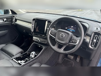 Used Volvo XC40 2024 for sale - 76653249: Photo