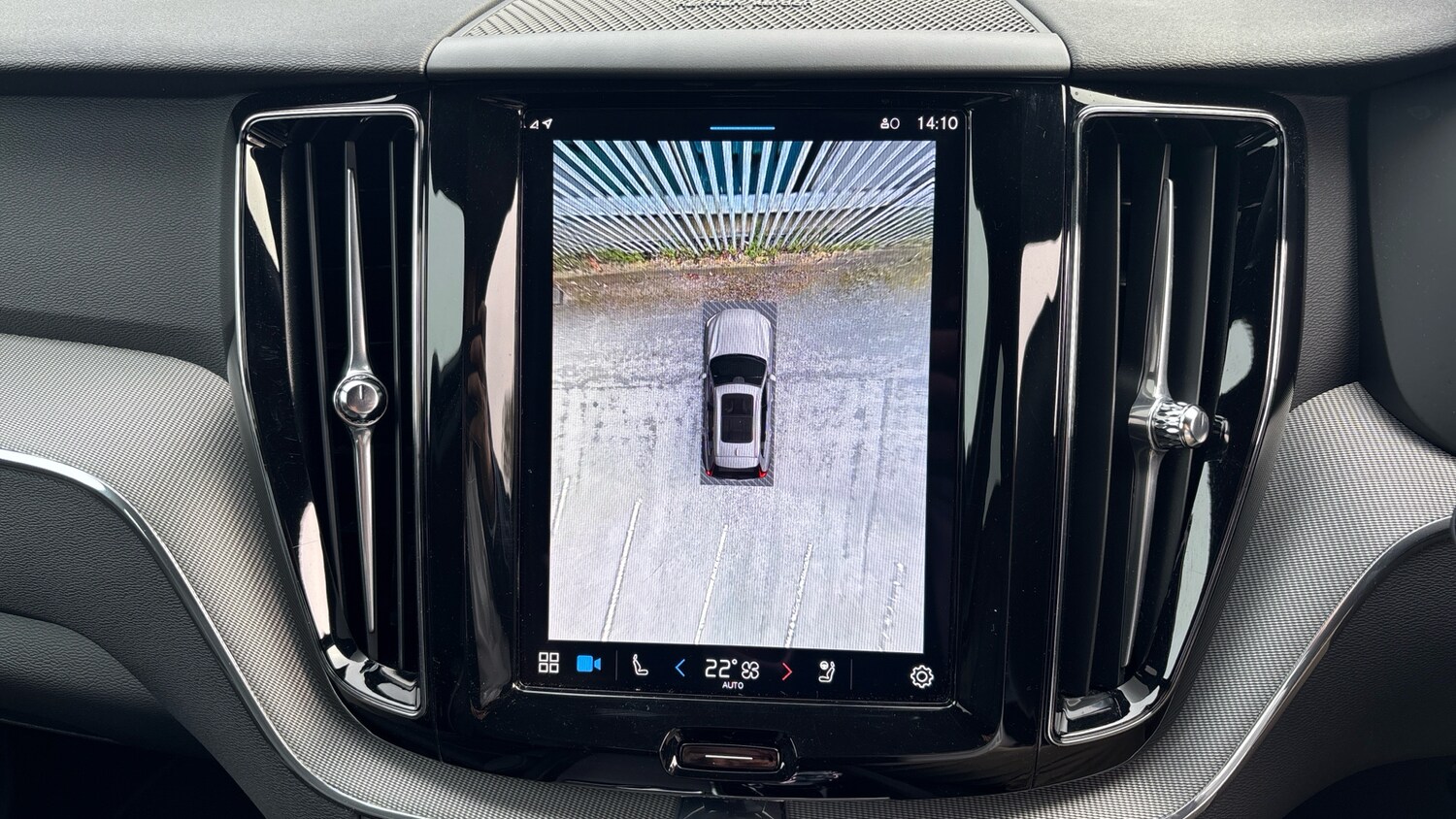 Used Volvo XC60 2025 for sale - 77716047: Photo 19