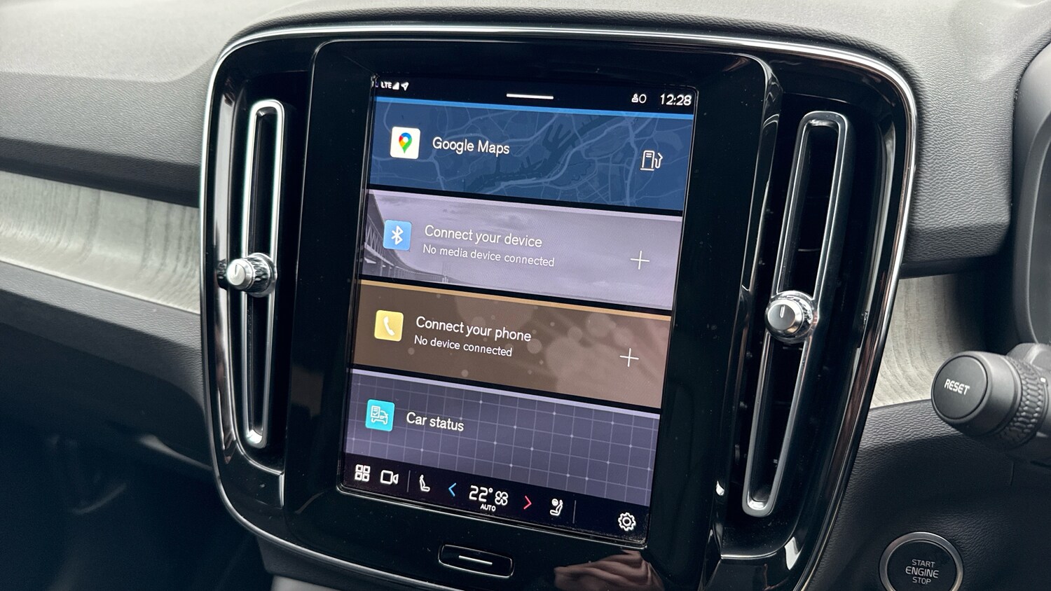 Used Volvo XC40 2023 for sale - 77965644: Photo 15