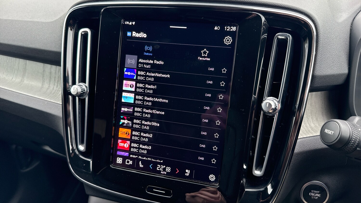 Used Volvo XC40 2023 for sale - 77965644: Photo 31