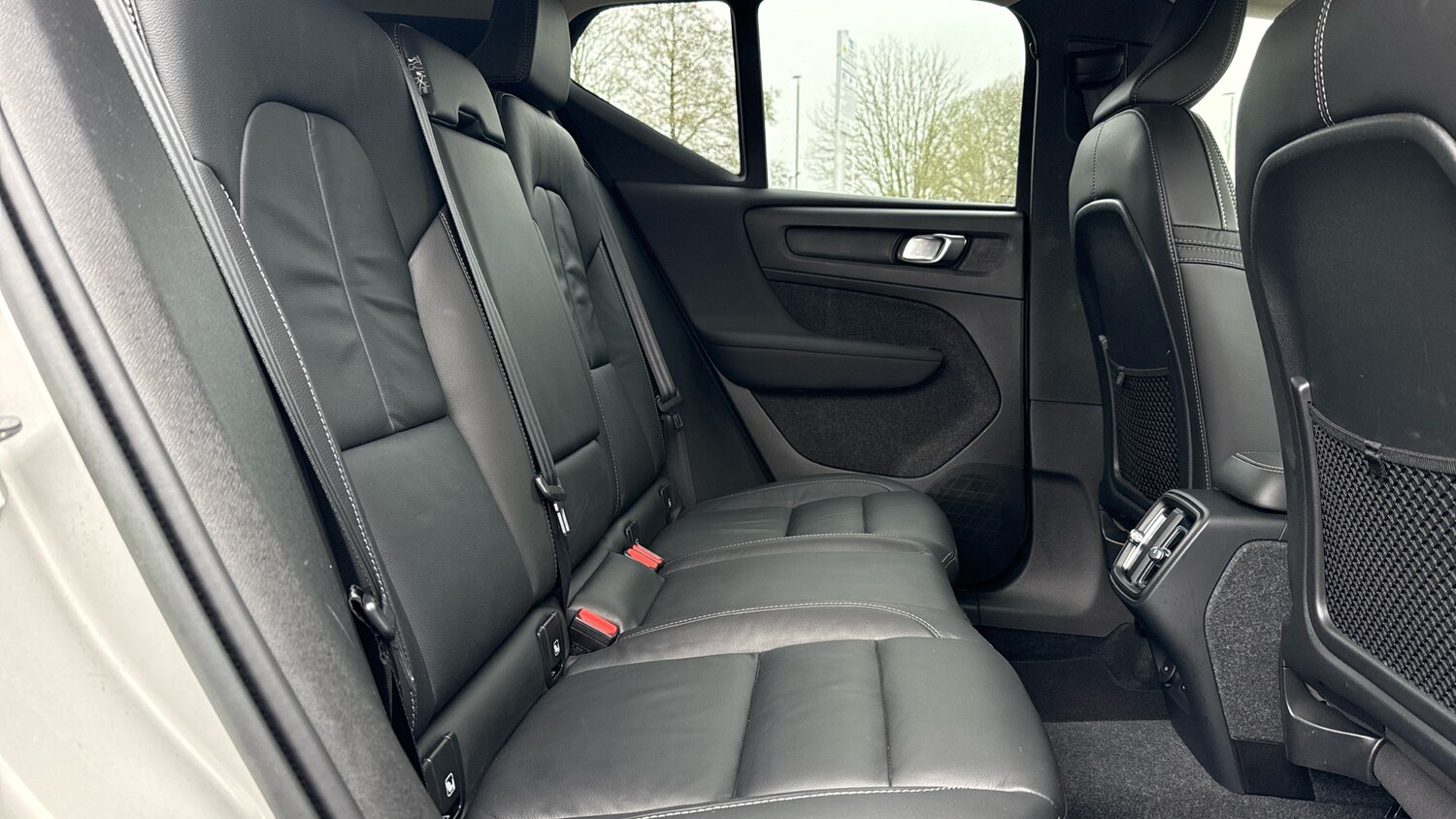 Used Volvo XC40 2023 for sale - 77965644: Photo 6