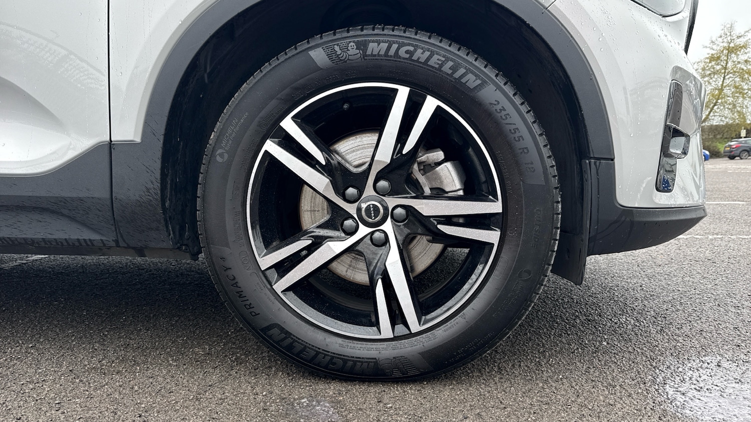 Used Volvo XC40 2023 for sale - 77965644: Photo 9