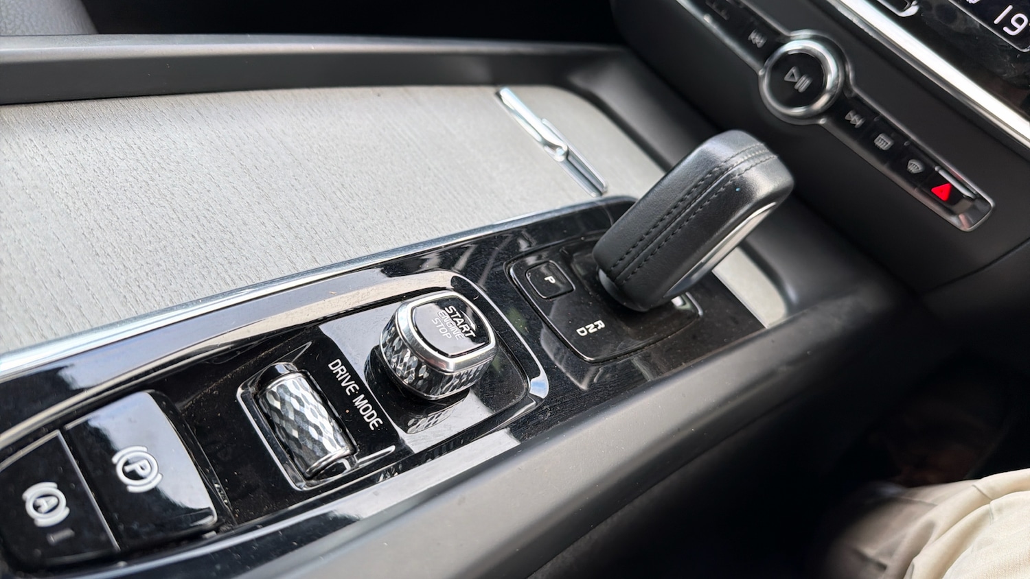 Used Volvo V60 2021 for sale - 76653203: Photo 23