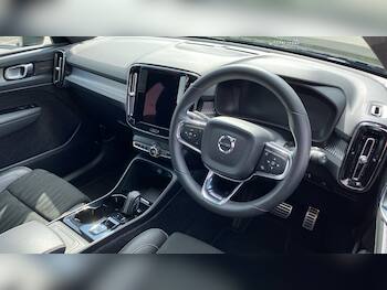 Used Volvo XC40 2022 for sale - 79665137: Photo