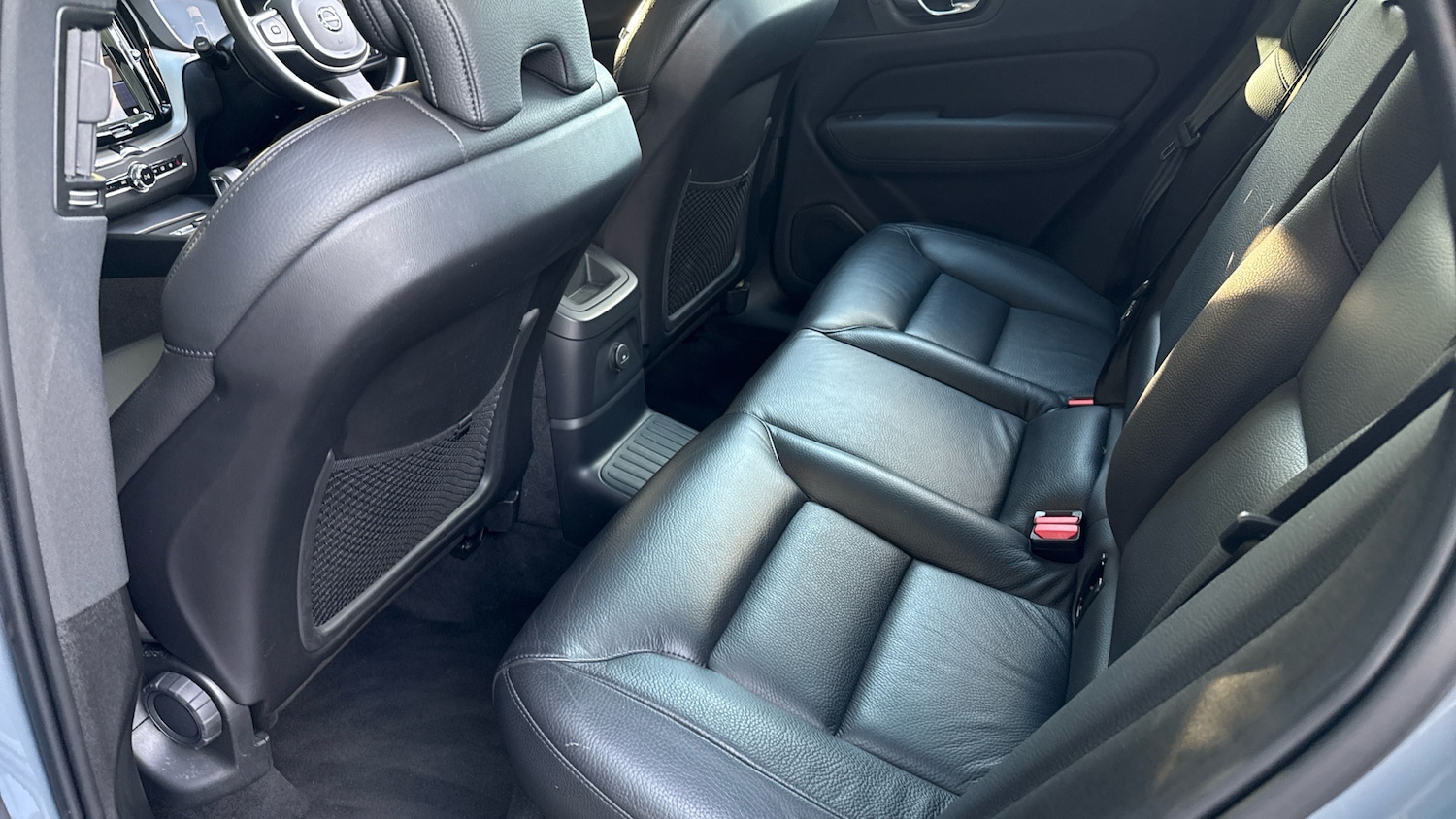 Used Volvo XC60 2023 for sale - 76653218: Photo 10