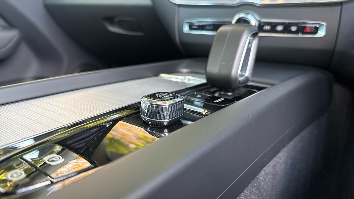 Used Volvo XC60 2023 for sale - 76653218: Photo 14