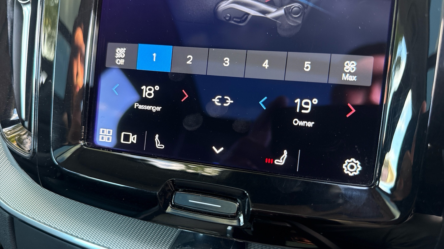 Used Volvo XC60 2023 for sale - 76653218: Photo 34