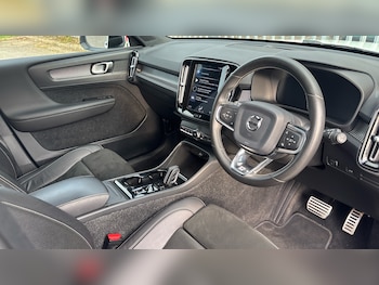 Used Volvo XC40 2019 for sale - 77716049: Photo