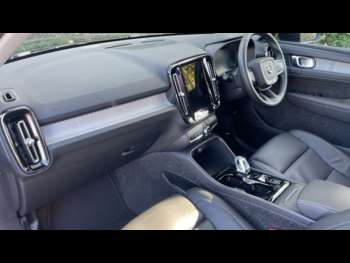 Used Volvo XC40 2024 for sale - 74713947: Photo