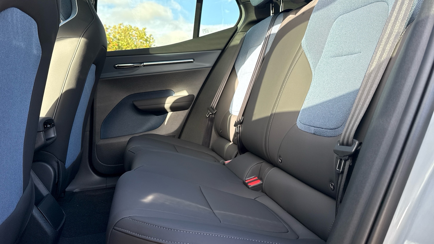 Used Volvo EX30 2025 for sale - 77917095: Photo 32