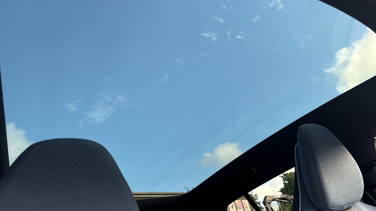 Used Volvo EX30 2025 for sale - 77917095: Photo 36