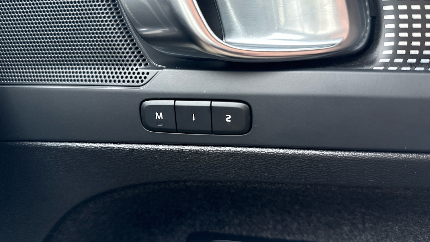 Used Volvo XC40 2024 for sale - 76653241: Photo 39