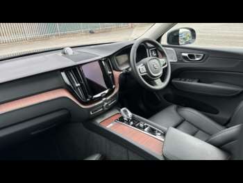 Used Volvo XC60 2023 for sale - 74952961: Photo