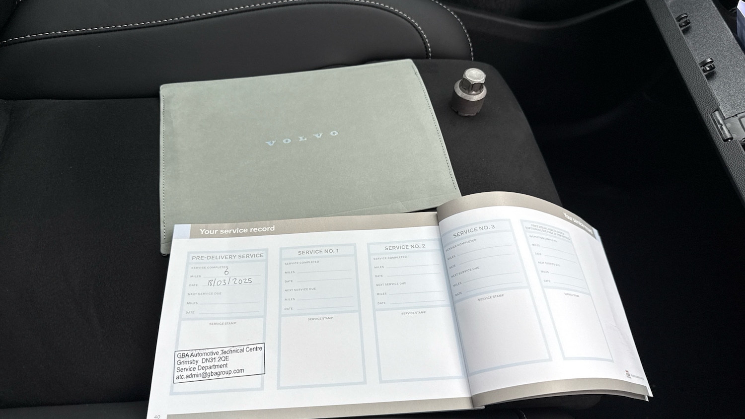 Used Volvo XC40 2025 for sale - 76653202: Photo 15