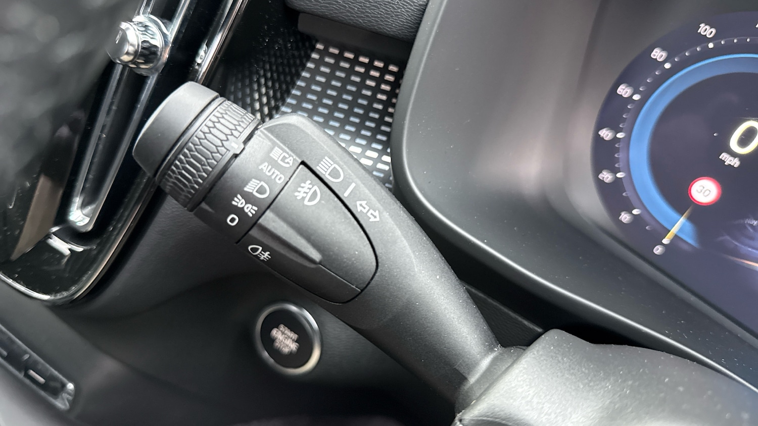 Used Volvo XC40 2025 for sale - 76653202: Photo 20