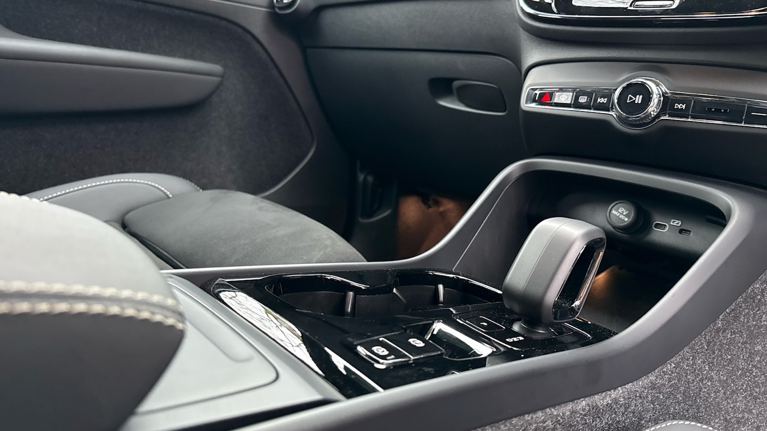 Used Volvo XC40 2025 for sale - 76653202: Photo 26