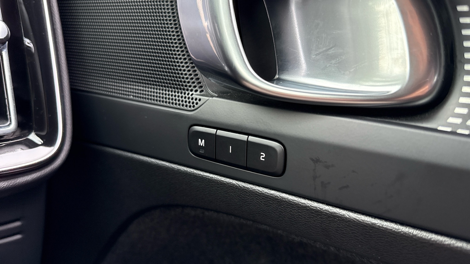 Used Volvo XC40 2025 for sale - 76653202: Photo 40