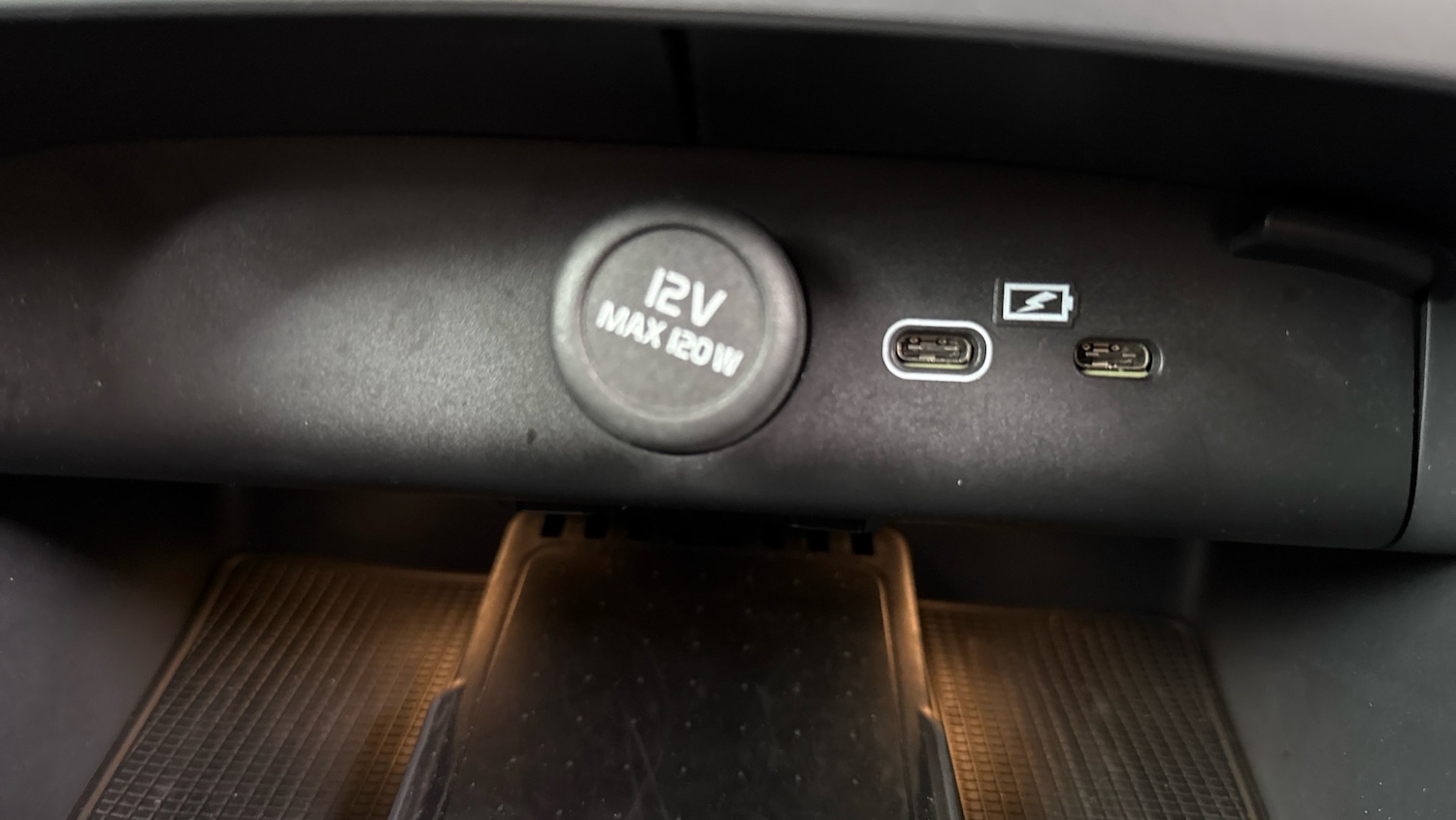 Used Volvo XC40 2025 for sale - 76653202: Photo 43