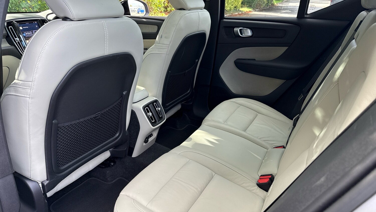 Used Volvo XC40 2022 for sale - 75895319: Photo 10