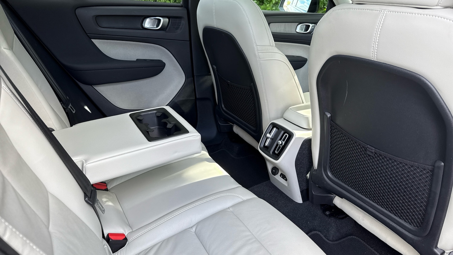 Used Volvo XC40 2022 for sale - 75895319: Photo 26