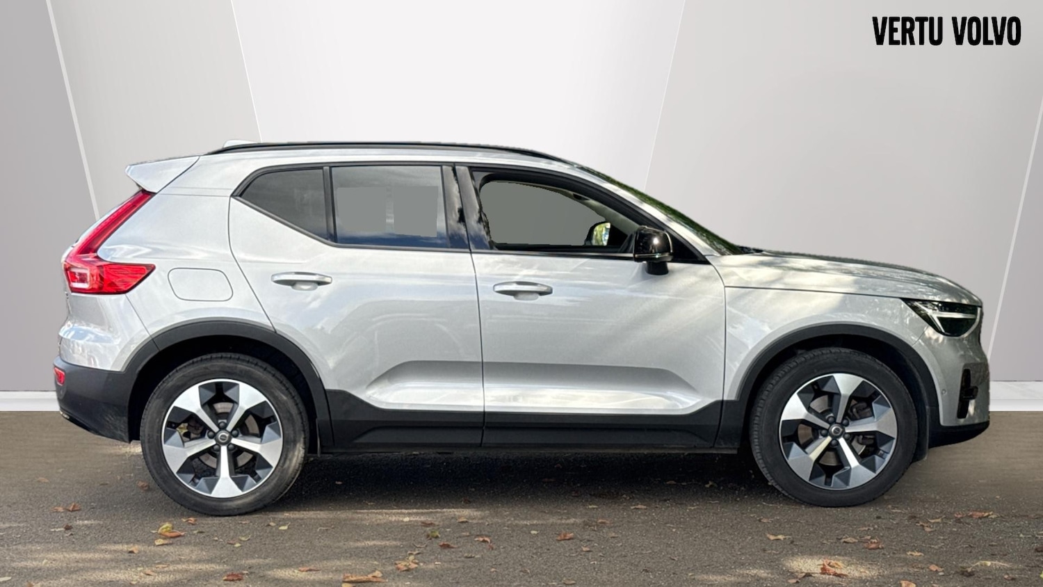 Used Volvo XC40 2022 for sale - 75895319: Photo 3