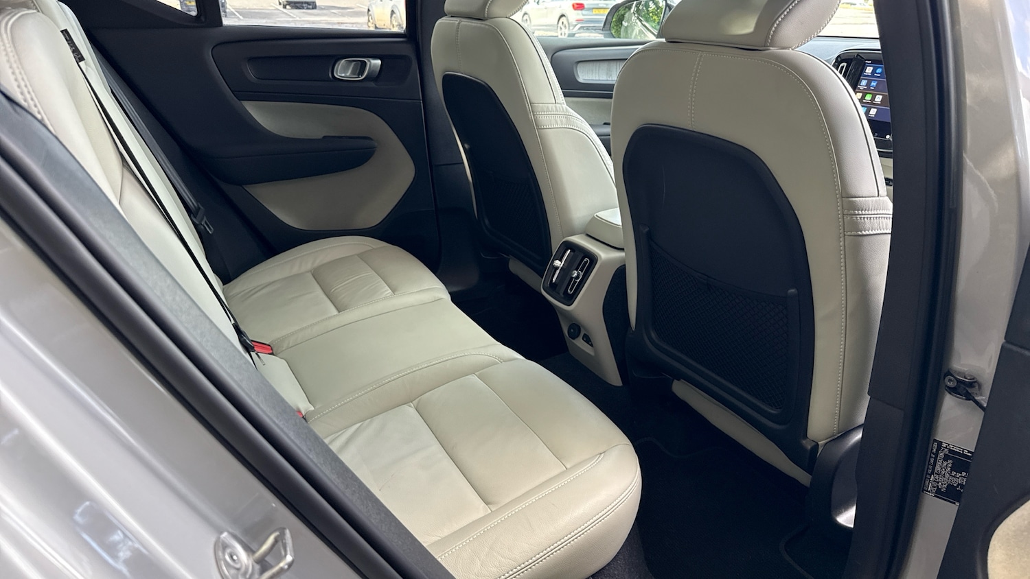 Used Volvo XC40 2022 for sale - 75895319: Photo 33