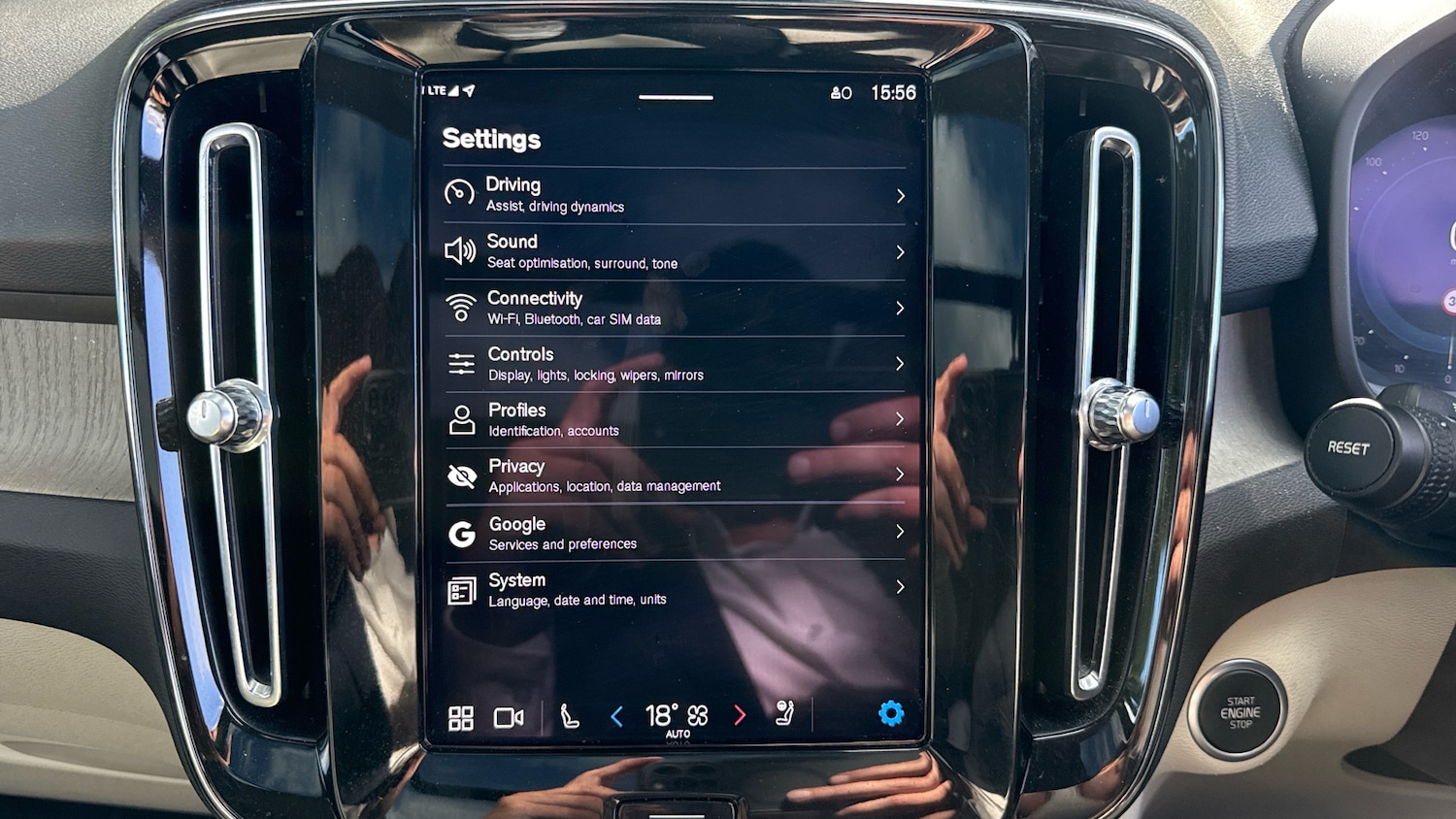 Used Volvo XC40 2022 for sale - 75895319: Photo 37