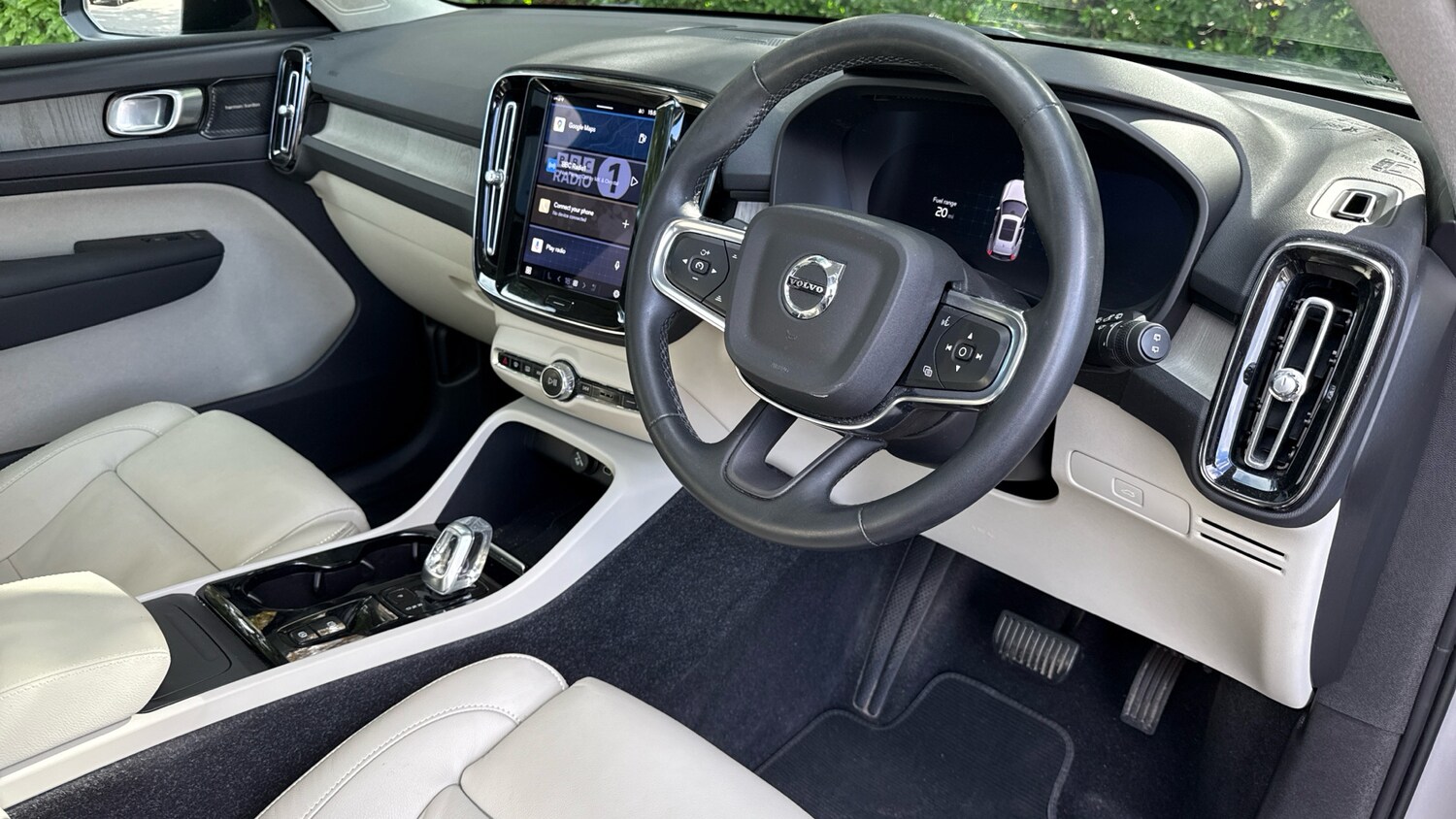 Used Volvo XC40 2022 for sale - 75895319: Photo 5