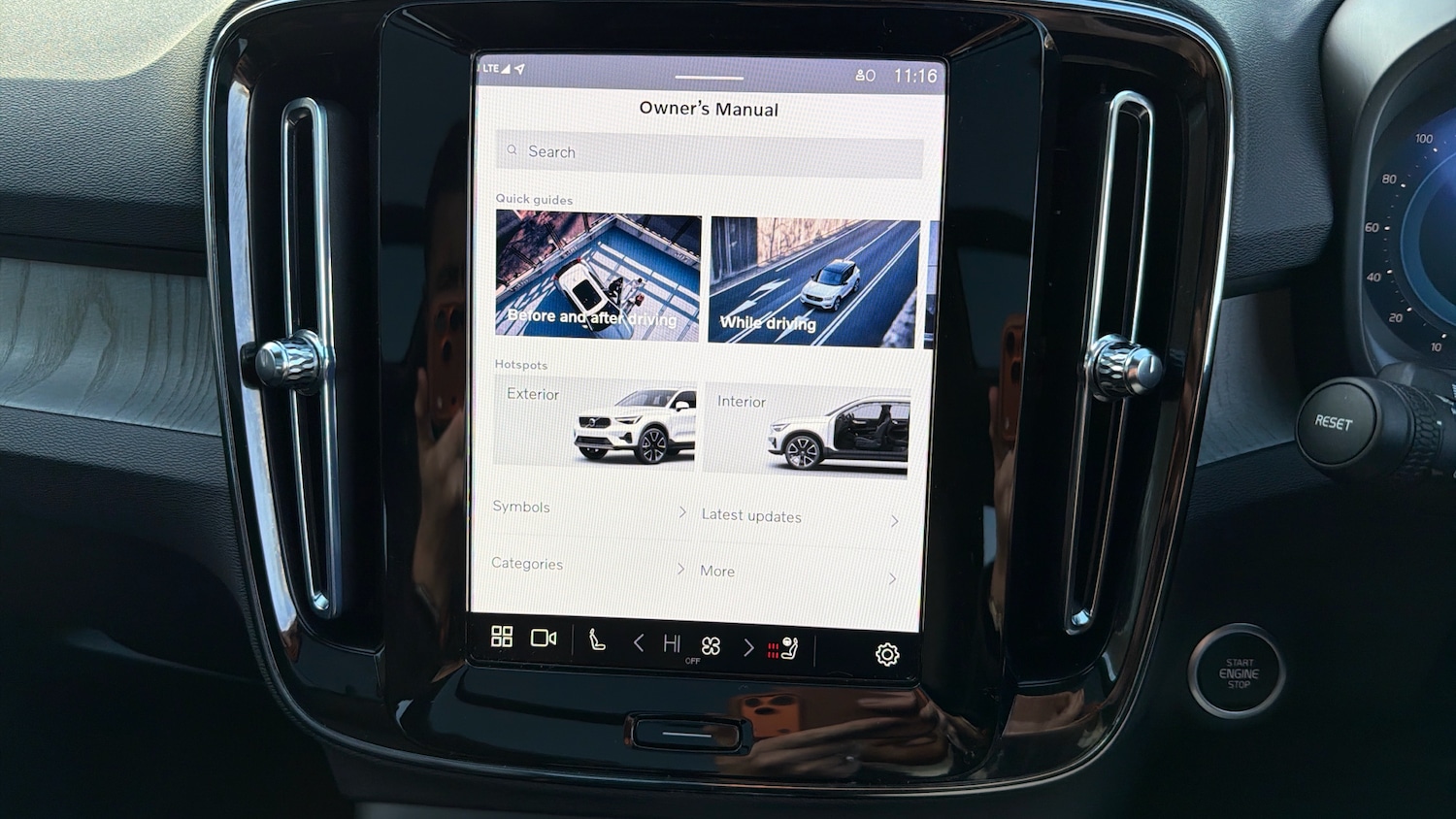 Used Volvo XC40 2025 for sale - 76879216: Photo 15