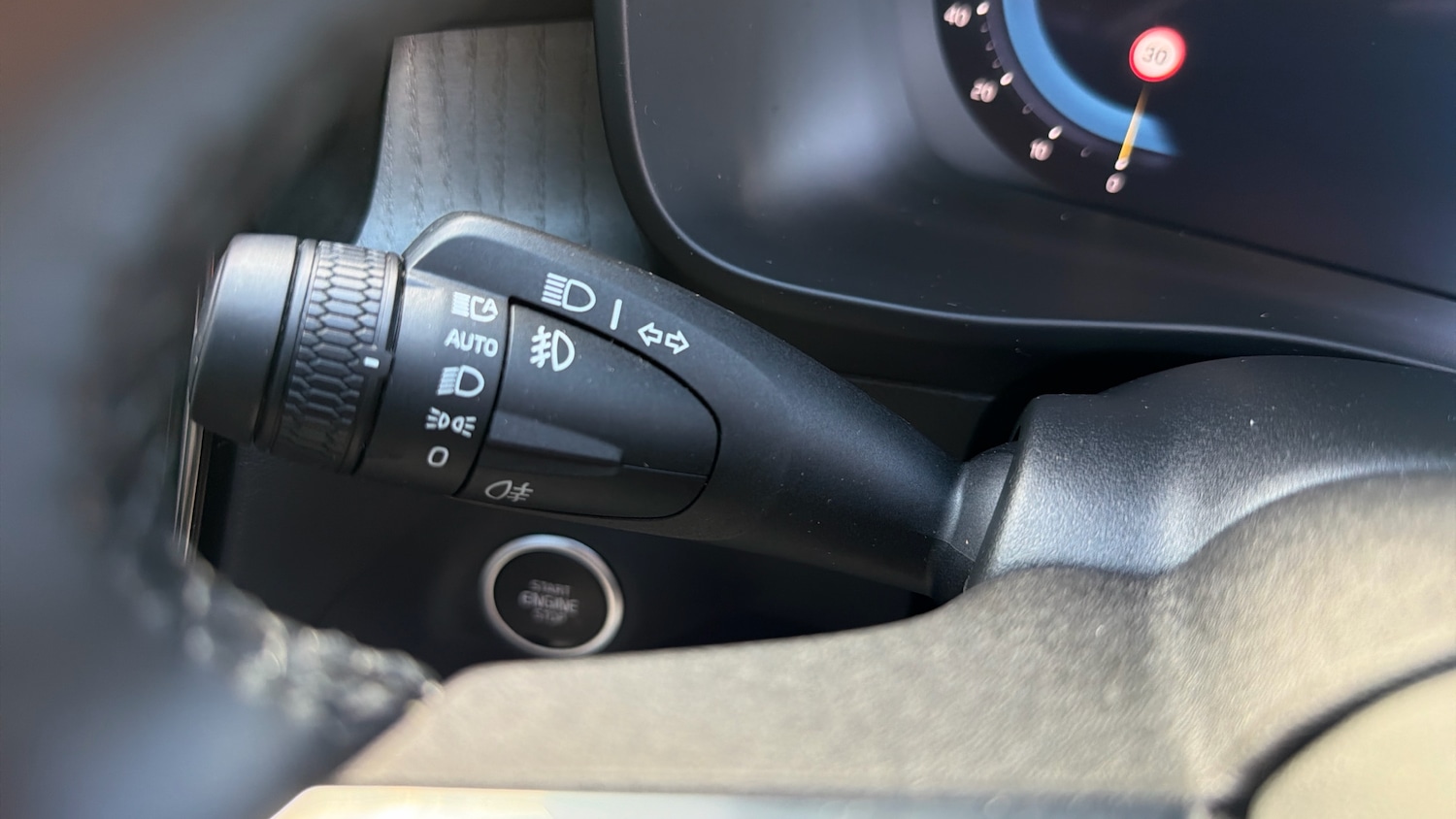 Used Volvo XC40 2025 for sale - 76879216: Photo 20