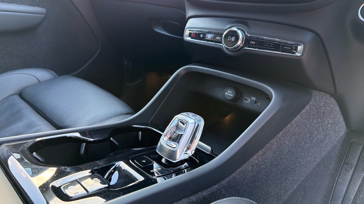 Used Volvo XC40 2025 for sale - 76879216: Photo 26