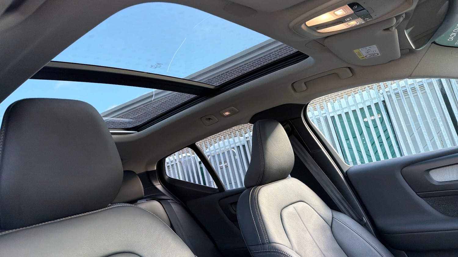 Used Volvo XC40 2025 for sale - 76879216: Photo 31