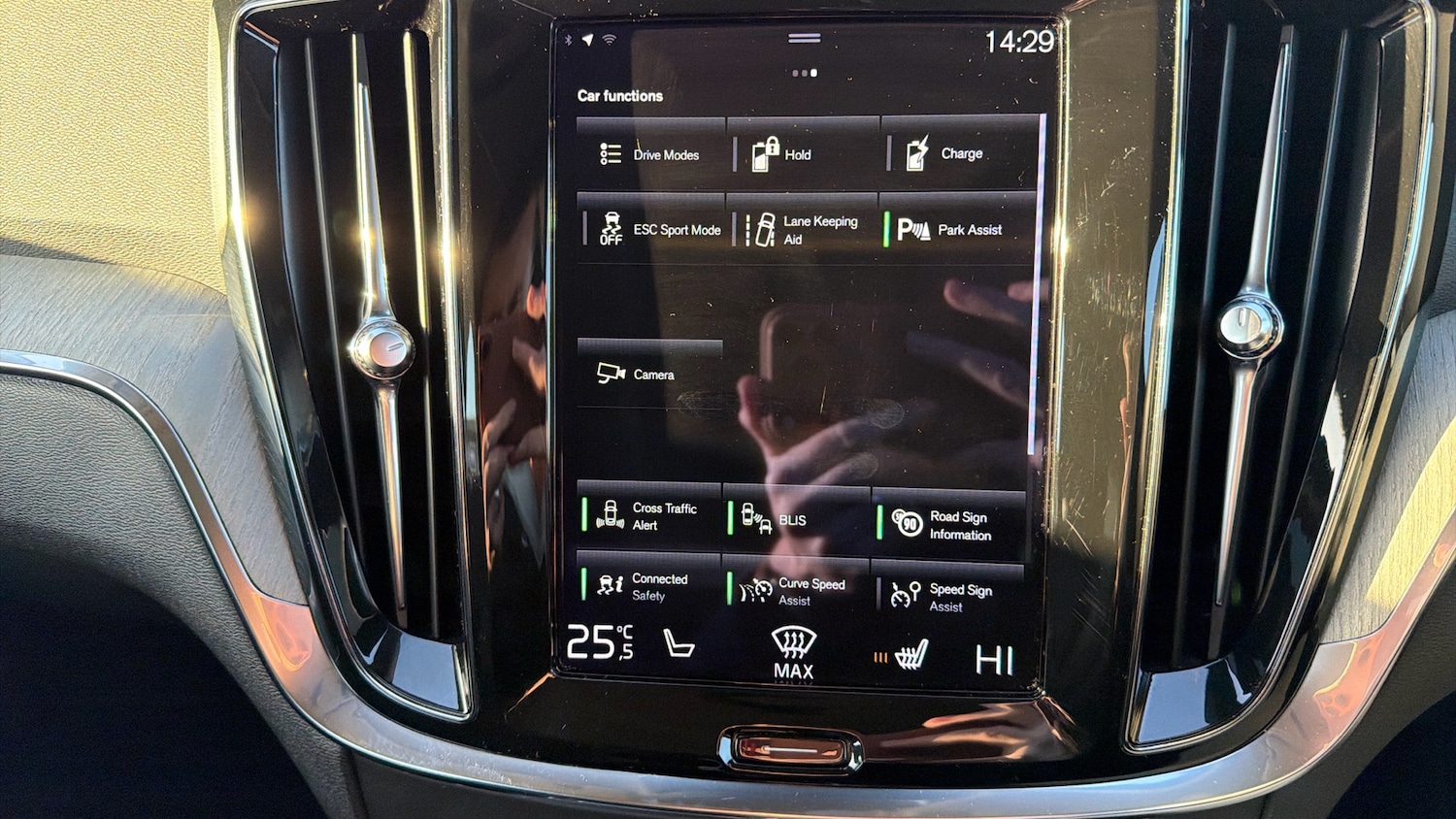 Used Volvo V60 2021 for sale - 76956987: Photo 16