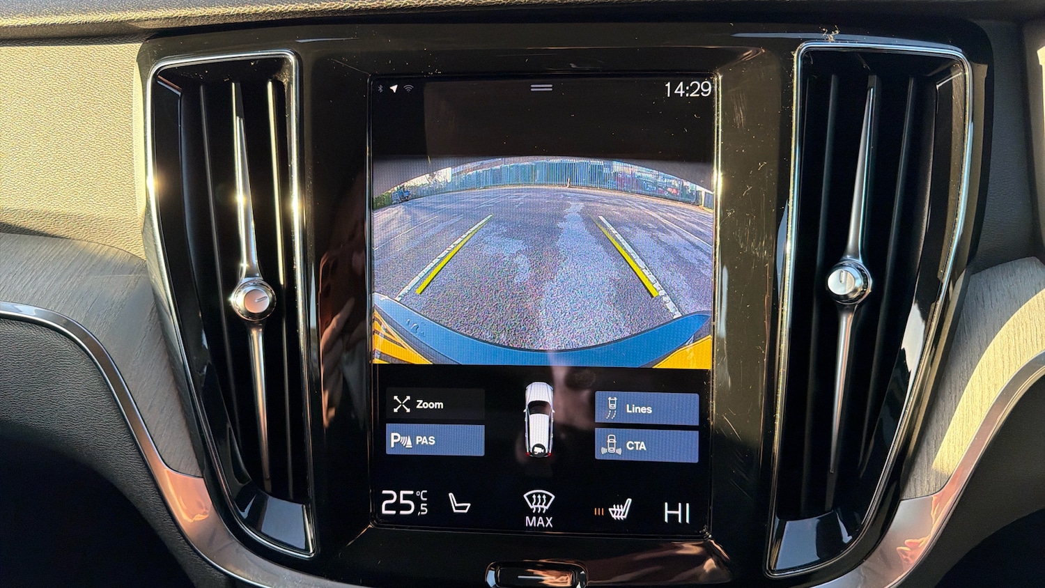 Used Volvo V60 2021 for sale - 76956987: Photo 18