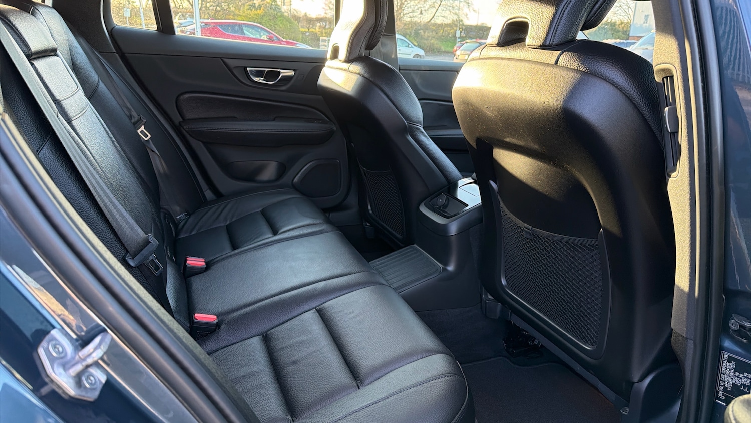 Used Volvo V60 2021 for sale - 76956987: Photo 6