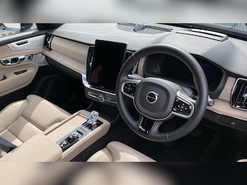 Used Volvo XC90 2025 for sale - 79524836: Photo