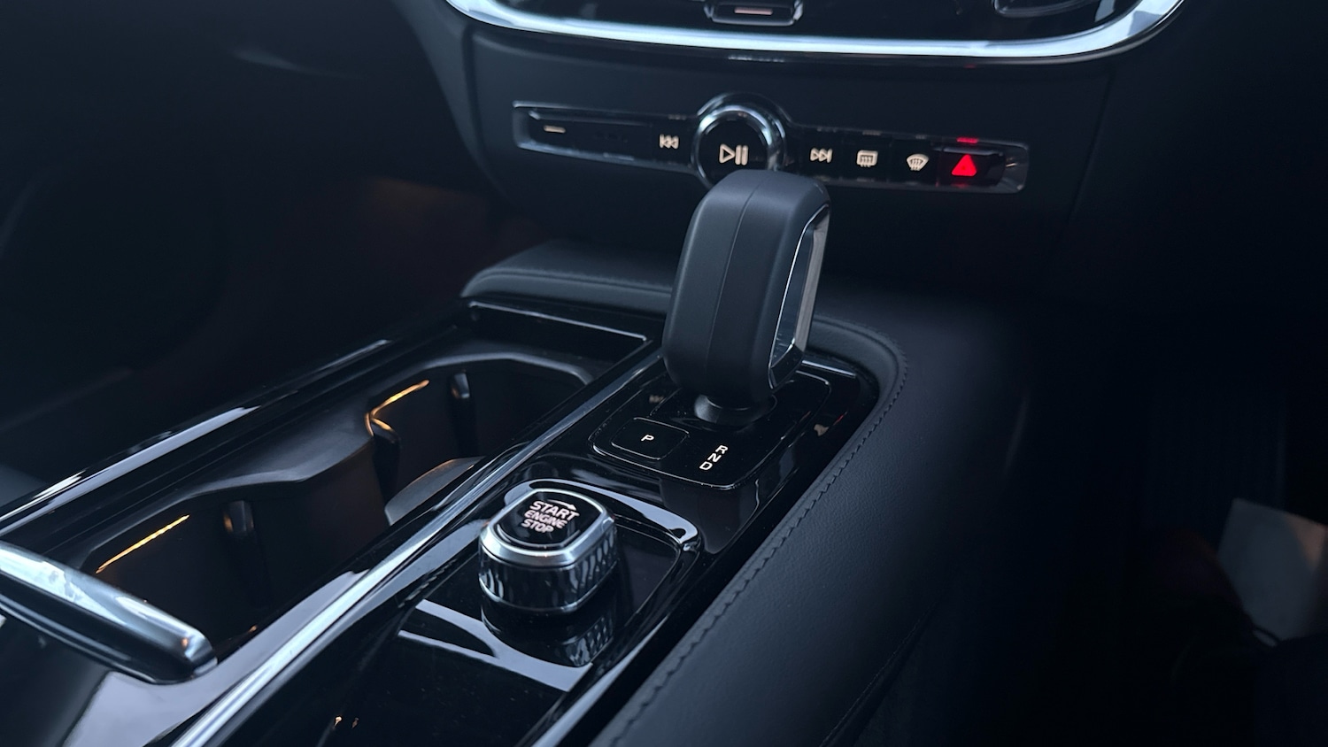 Used Volvo V60 2025 for sale - 76831542: Photo 24