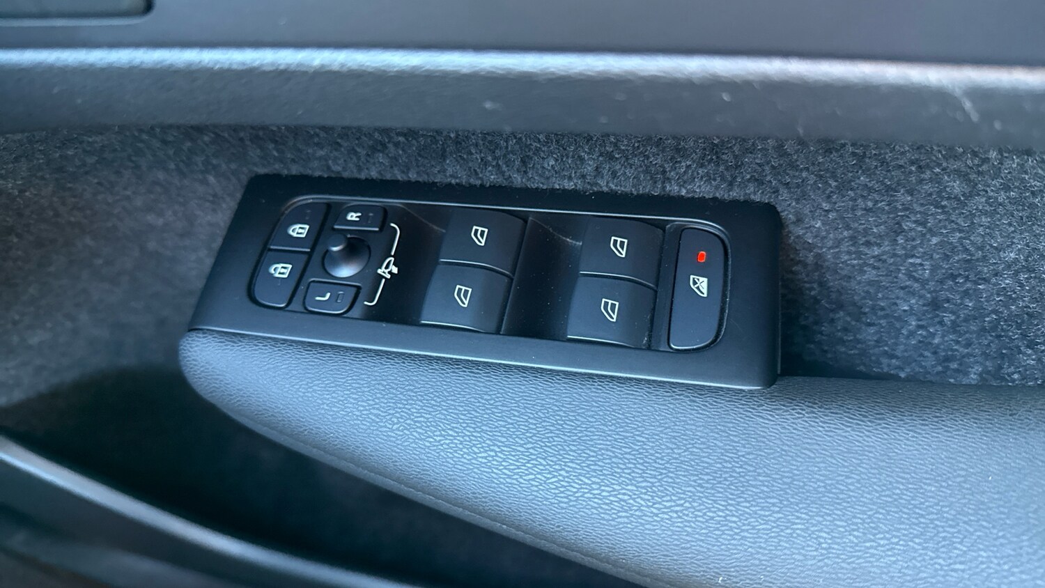 Used Volvo XC40 2022 for sale - 78063964: Photo 22