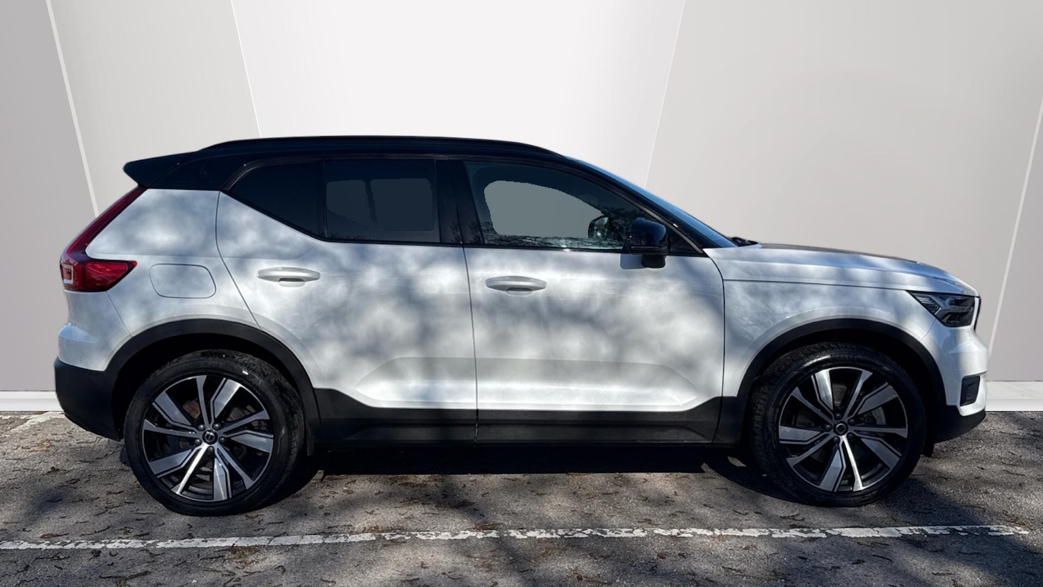 Used Volvo XC40 2022 for sale - 78063964: Photo 3