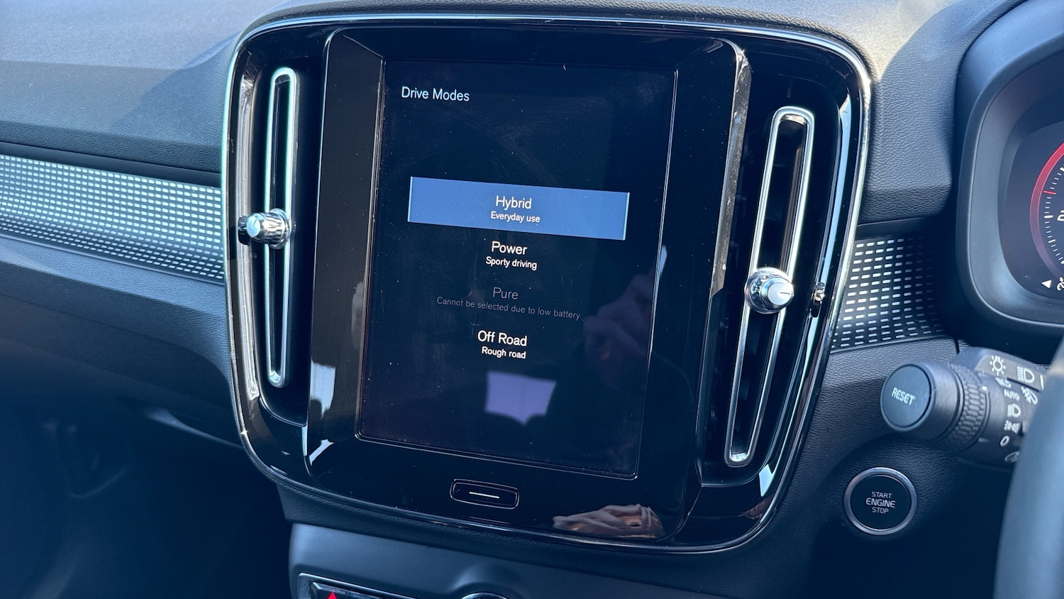 Used Volvo XC40 2022 for sale - 78063964: Photo 35