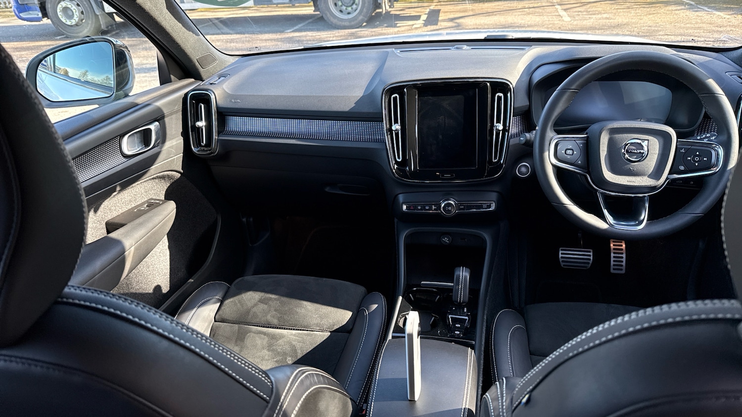 Used Volvo XC40 2022 for sale - 78063964: Photo 5