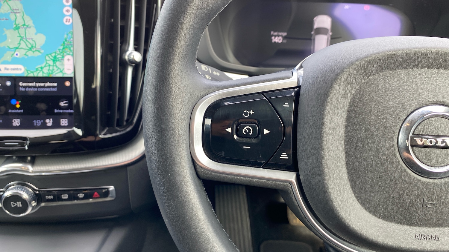 Used Volvo XC60 2023 for sale - 77999235: Photo 21