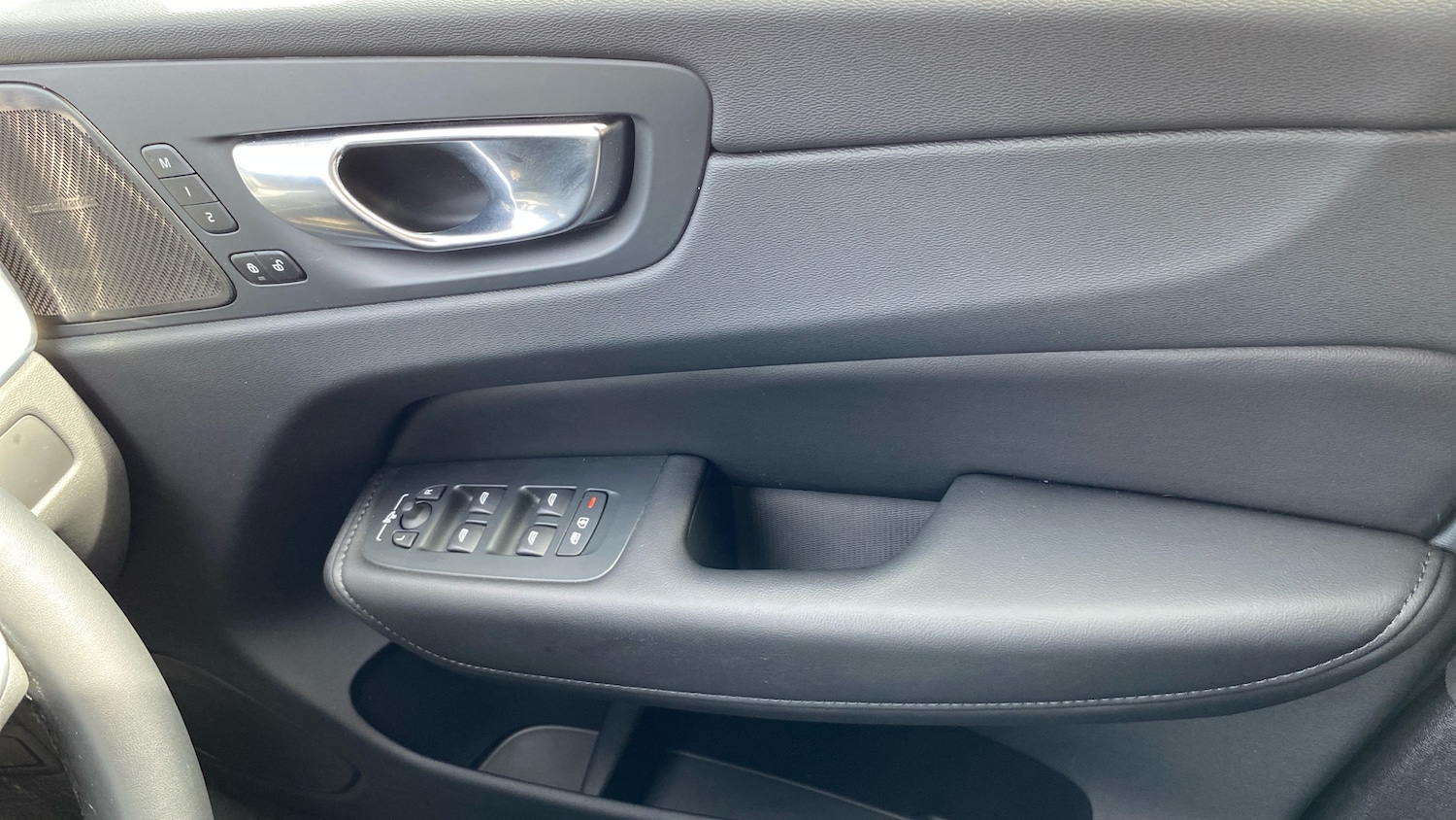 Used Volvo XC60 2023 for sale - 77999235: Photo 29