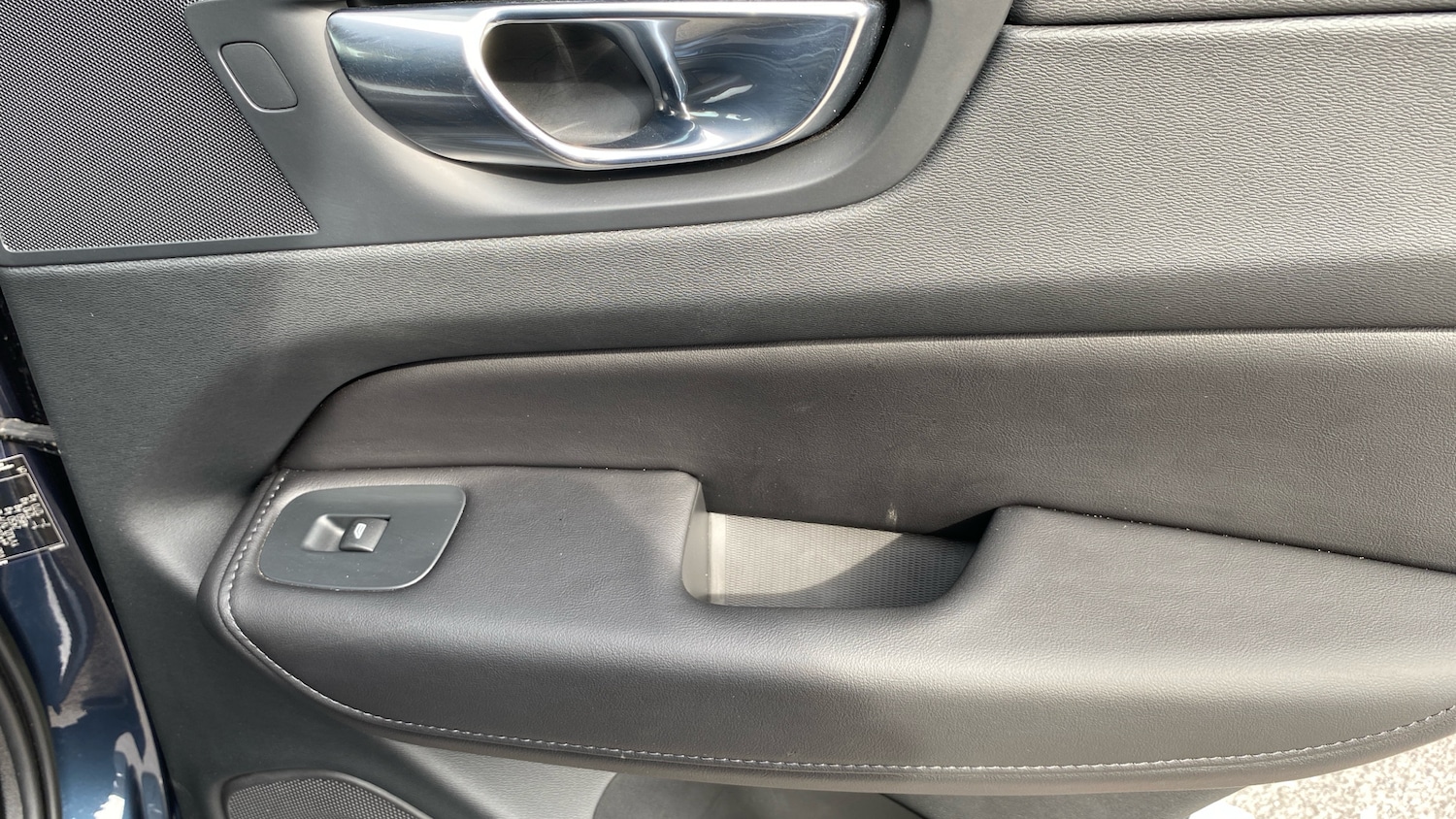 Used Volvo XC60 2023 for sale - 77999235: Photo 38