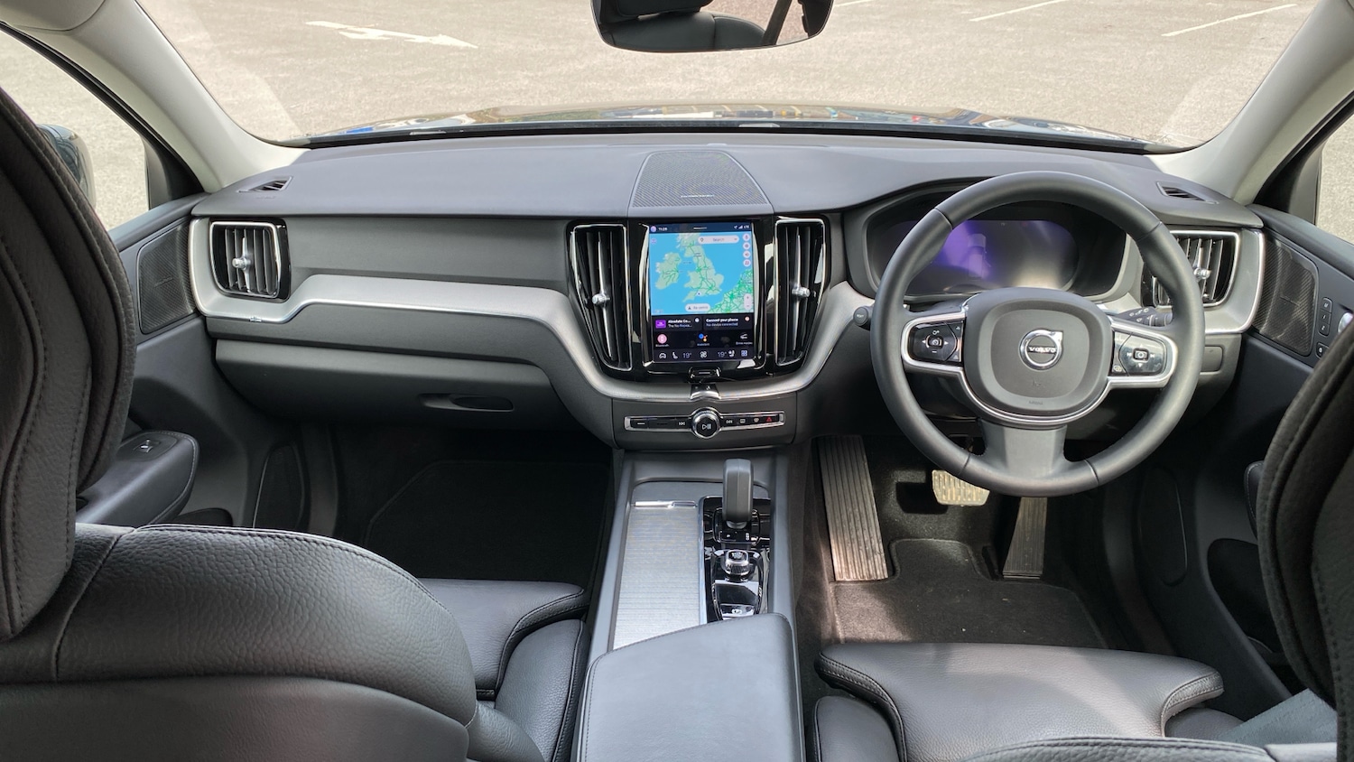 Used Volvo XC60 2023 for sale - 77999235: Photo 5