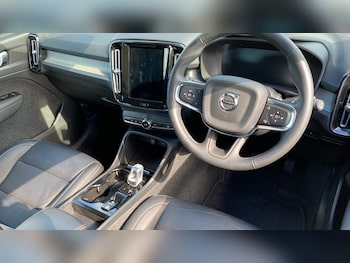 Used Volvo XC40 2022 for sale - 78804818: Photo