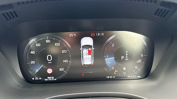 Used Volvo XC60 2021 for sale - 75723642: Photo 11
